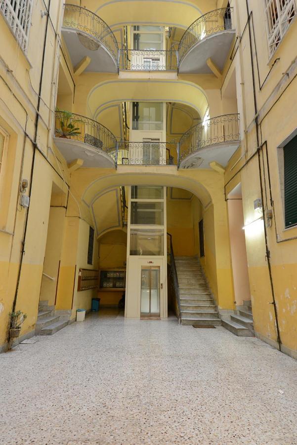 In Centro B&B Castellammare di Stabia Εξωτερικό φωτογραφία